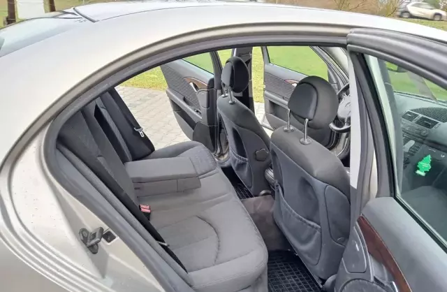 MERCEDES-BENZ Klasa E 