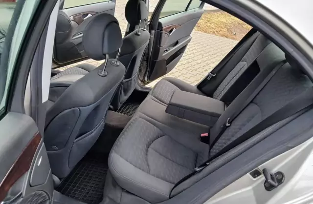 MERCEDES-BENZ Klasa E 