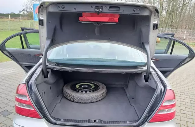 MERCEDES-BENZ Klasa E 