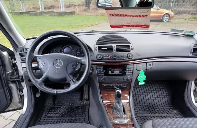 MERCEDES-BENZ Klasa E 