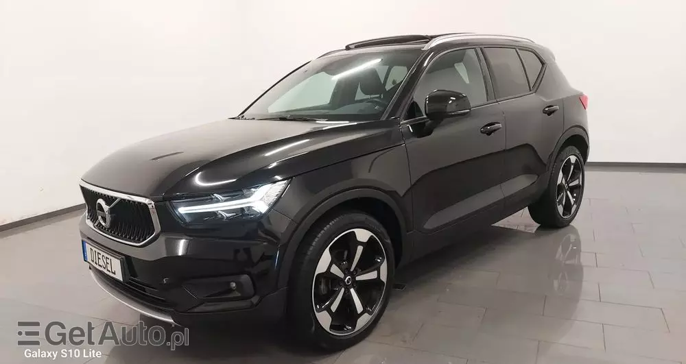 VOLVO XC 40 D4 AWD Geartronic R-Design