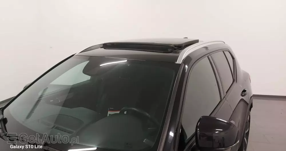 VOLVO XC 40 D4 AWD Geartronic R-Design