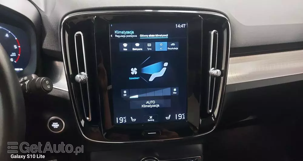 VOLVO XC 40 D4 AWD Geartronic R-Design