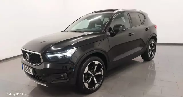 VOLVO XC 40 D4 AWD Geartronic R-Design