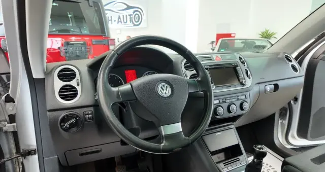 VOLKSWAGEN Tiguan 2.0 TSI 4Mot Track&Field