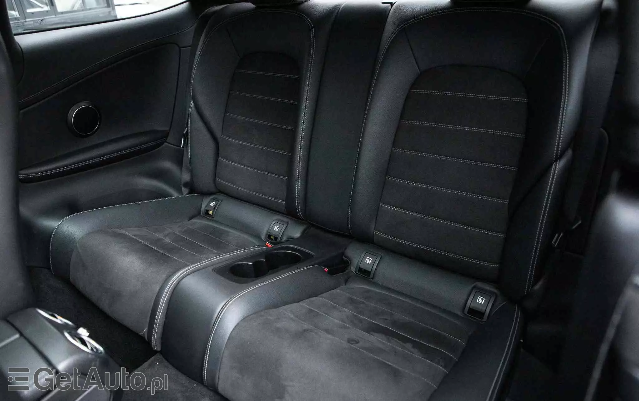 MERCEDES-BENZ Klasa C 200 4-Matic 9G-TRONIC