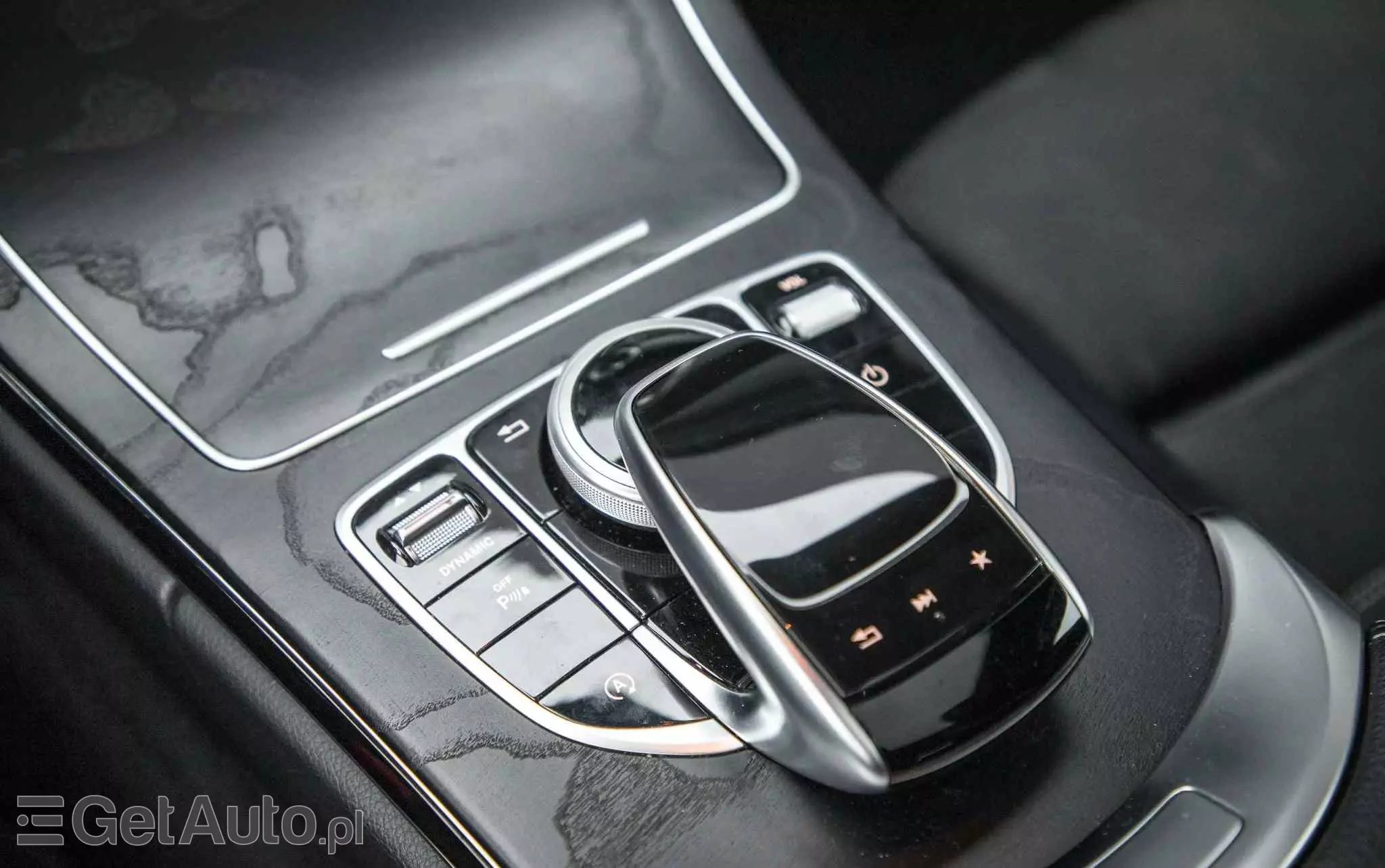 MERCEDES-BENZ Klasa C 200 4-Matic 9G-TRONIC