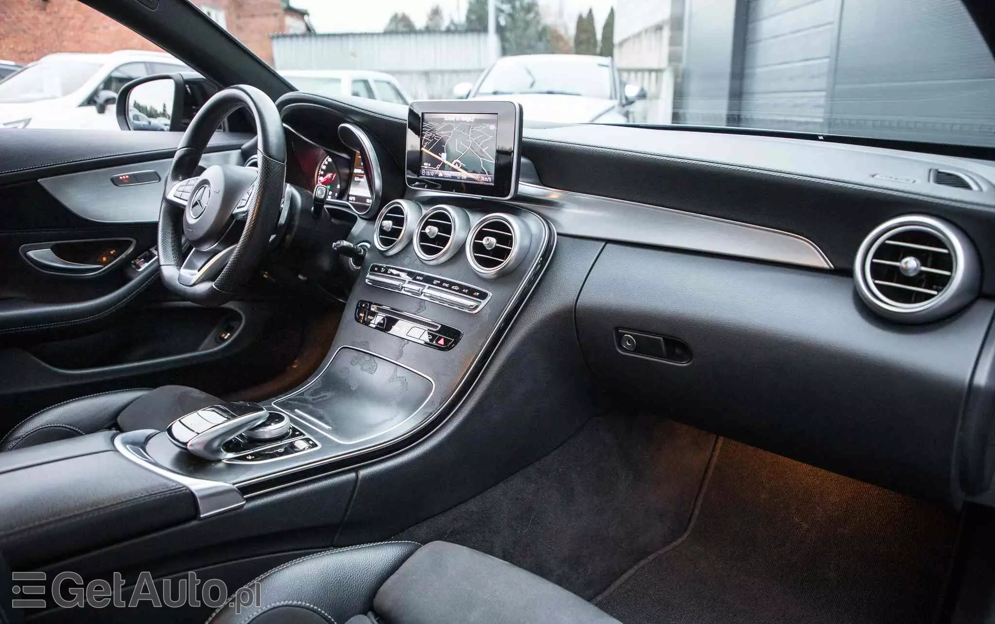 MERCEDES-BENZ Klasa C 200 4-Matic 9G-TRONIC