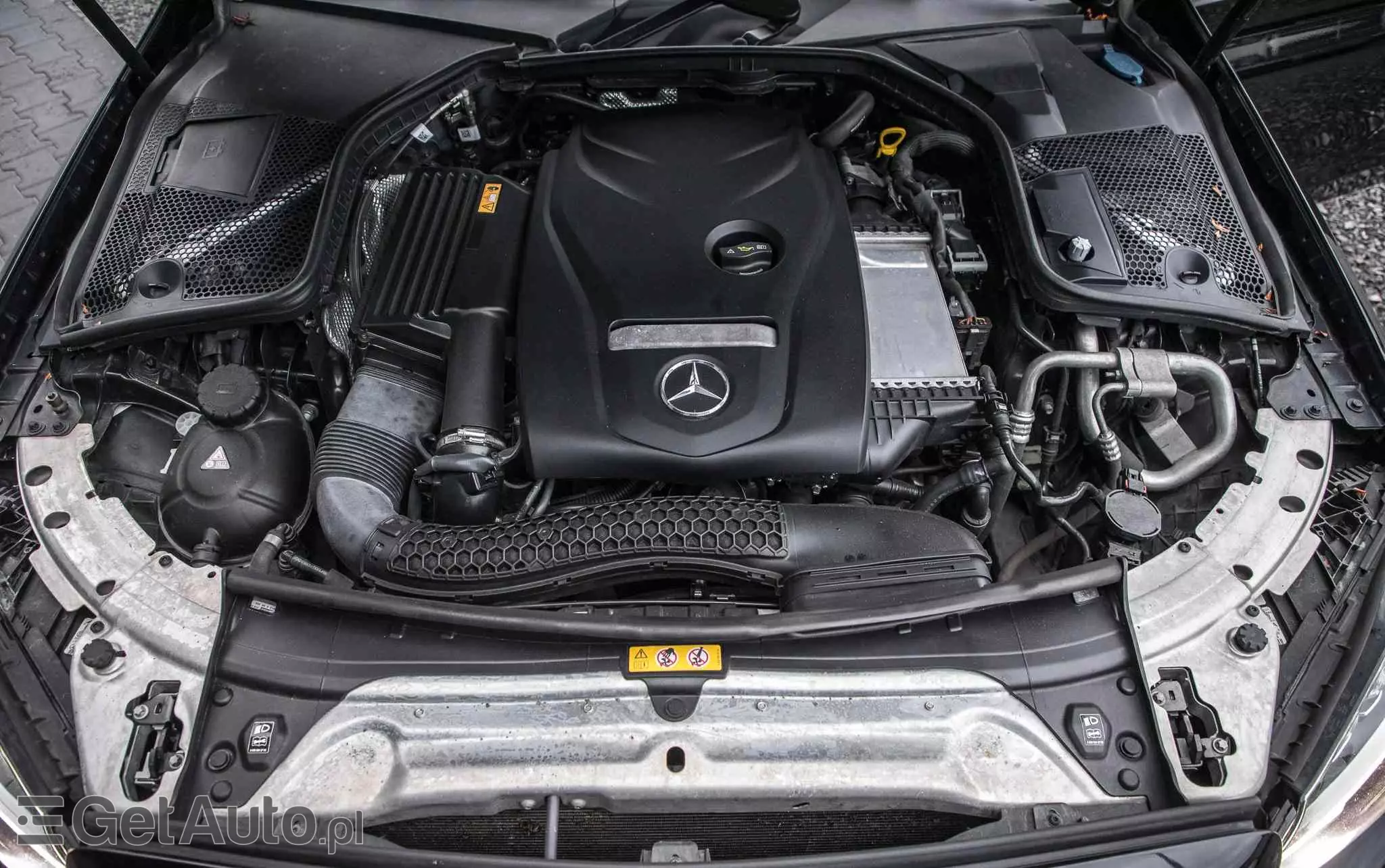 MERCEDES-BENZ Klasa C 200 4-Matic 9G-TRONIC