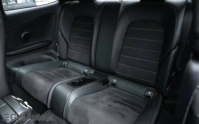 MERCEDES-BENZ Klasa C 200 4-Matic 9G-TRONIC