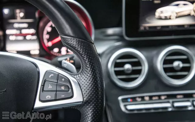 MERCEDES-BENZ Klasa C 200 4-Matic 9G-TRONIC