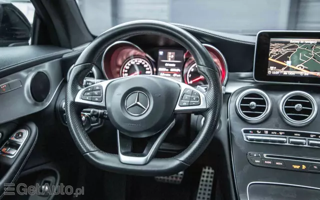 MERCEDES-BENZ Klasa C 200 4-Matic 9G-TRONIC