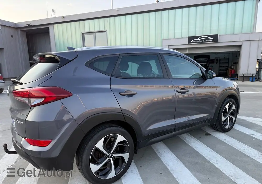 HYUNDAI Tucson Blue 1.7 CRDi 2WD DCT Advantage