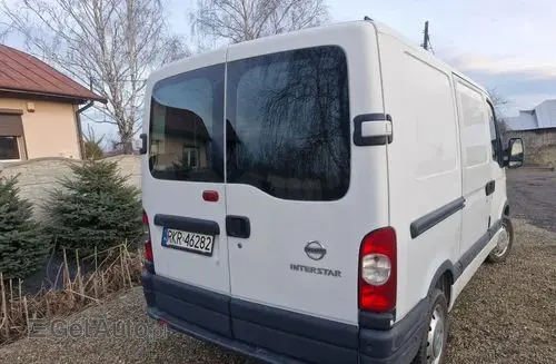 NISSAN Interstar 