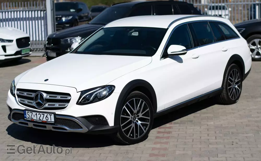 MERCEDES-BENZ Klasa E 220 d 4Matic T All-Terrain 9G-TRONIC Avantgarde