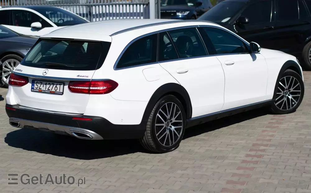 MERCEDES-BENZ Klasa E 220 d 4Matic T All-Terrain 9G-TRONIC Avantgarde