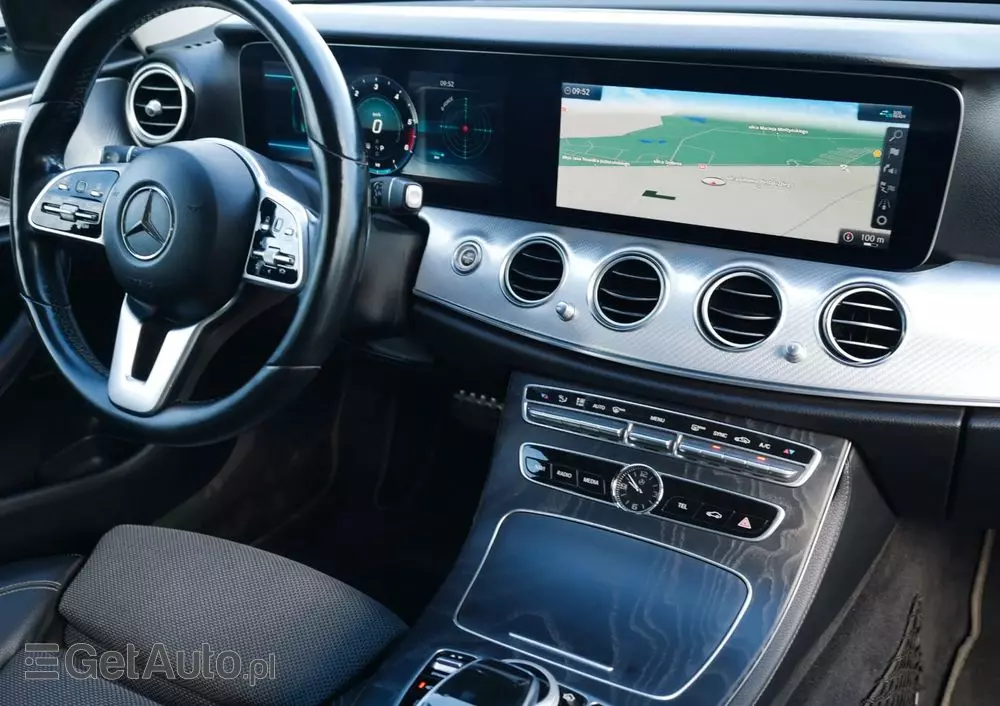 MERCEDES-BENZ Klasa E 220 d 4Matic T All-Terrain 9G-TRONIC Avantgarde