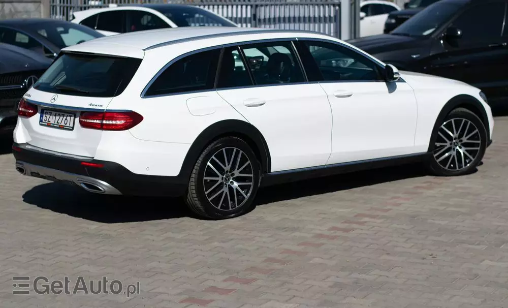 MERCEDES-BENZ Klasa E 220 d 4Matic T All-Terrain 9G-TRONIC Avantgarde