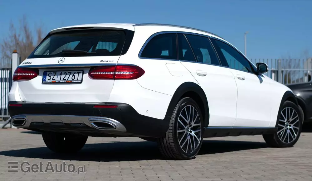 MERCEDES-BENZ Klasa E 220 d 4Matic T All-Terrain 9G-TRONIC Avantgarde