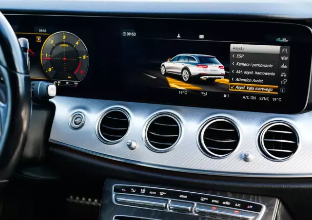 MERCEDES-BENZ Klasa E 220 d 4Matic T All-Terrain 9G-TRONIC Avantgarde