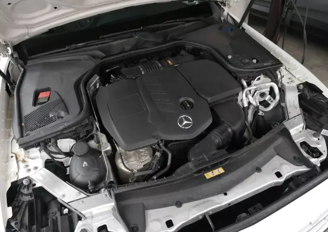 MERCEDES-BENZ Klasa E 220 d 4Matic T All-Terrain 9G-TRONIC Avantgarde