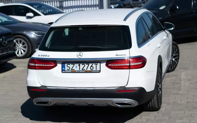 MERCEDES-BENZ Klasa E 220 d 4Matic T All-Terrain 9G-TRONIC Avantgarde
