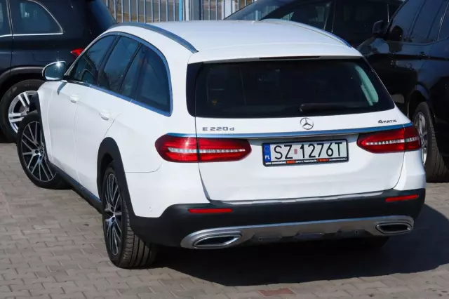 MERCEDES-BENZ Klasa E 220 d 4Matic T All-Terrain 9G-TRONIC Avantgarde