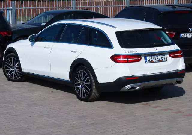 MERCEDES-BENZ Klasa E 220 d 4Matic T All-Terrain 9G-TRONIC Avantgarde