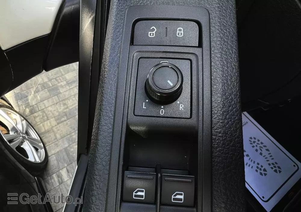 VOLKSWAGEN Caravelle 2.0 TDI L2 Highline DSG