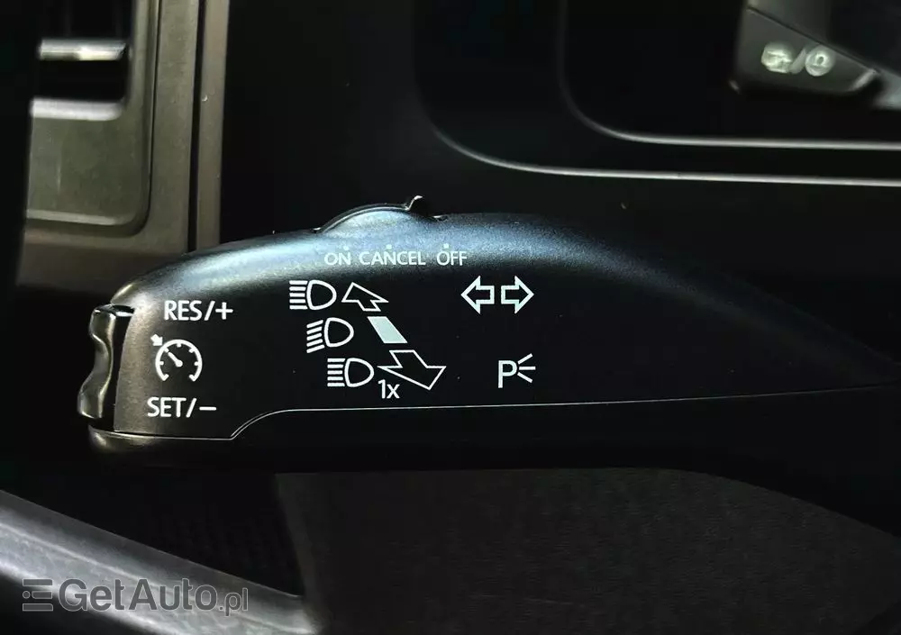 VOLKSWAGEN Caravelle 2.0 TDI L2 Highline DSG