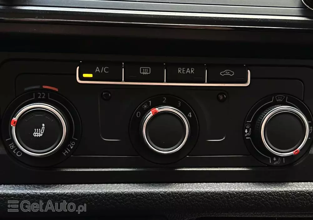 VOLKSWAGEN Caravelle 2.0 TDI L2 Highline DSG