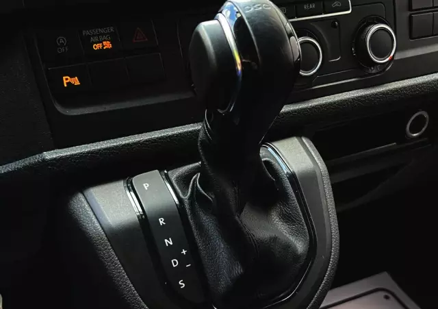 VOLKSWAGEN Caravelle 2.0 TDI L2 Highline DSG