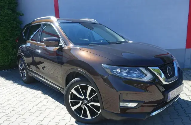 NISSAN X-Trail 