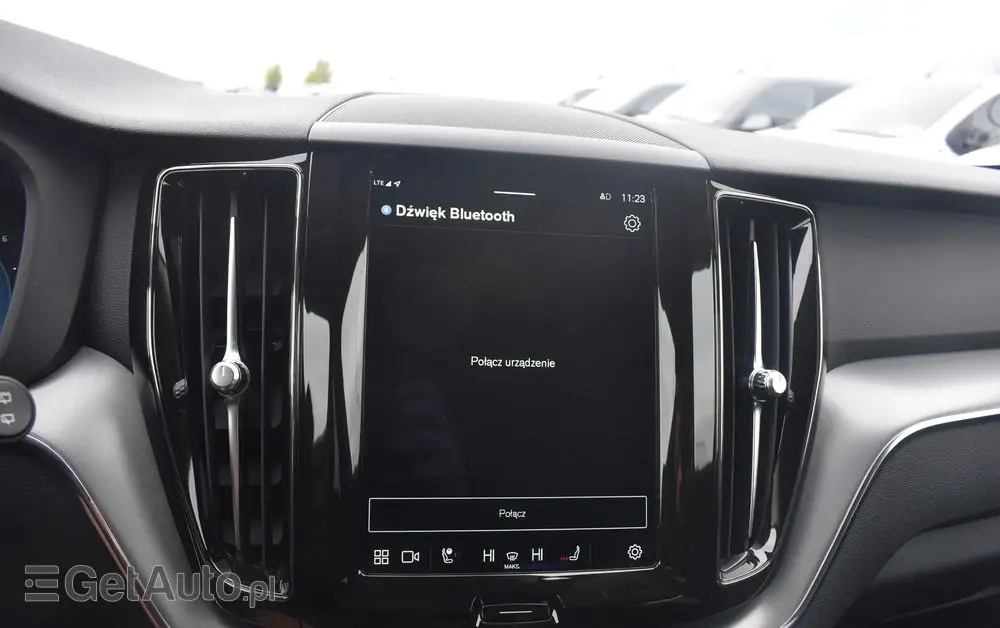 VOLVO XC 60 B4 B Momentum Pro