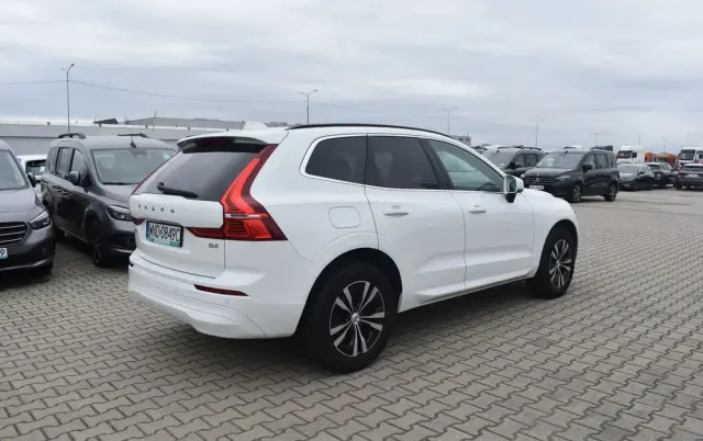 VOLVO XC 60 B4 B Momentum Pro