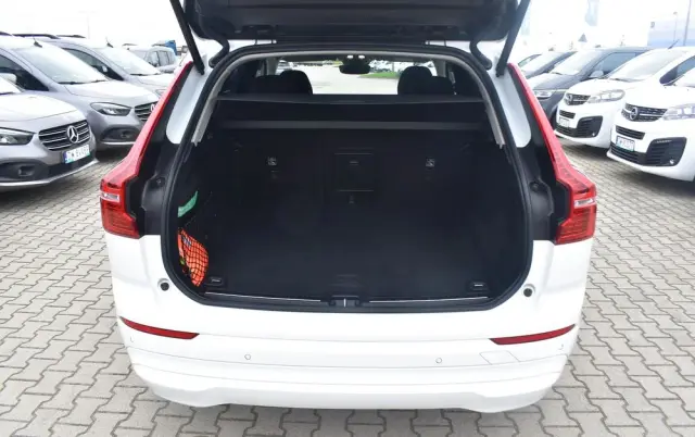 VOLVO XC 60 B4 B Momentum Pro