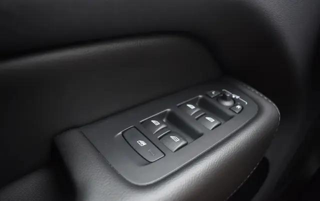 VOLVO XC 60 B4 B Momentum Pro