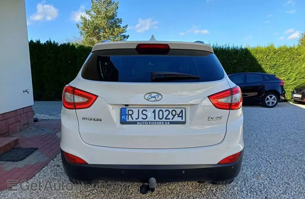 HYUNDAI Tucson 