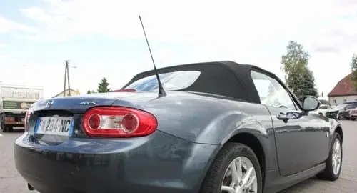 MAZDA MX-5 