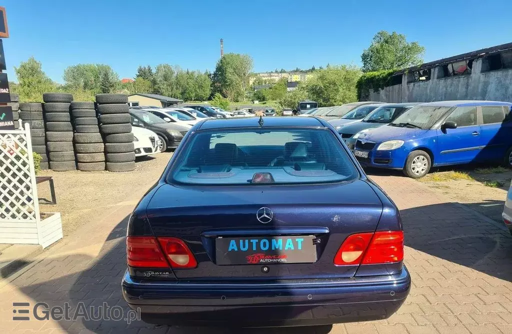 MERCEDES-BENZ Klasa E 