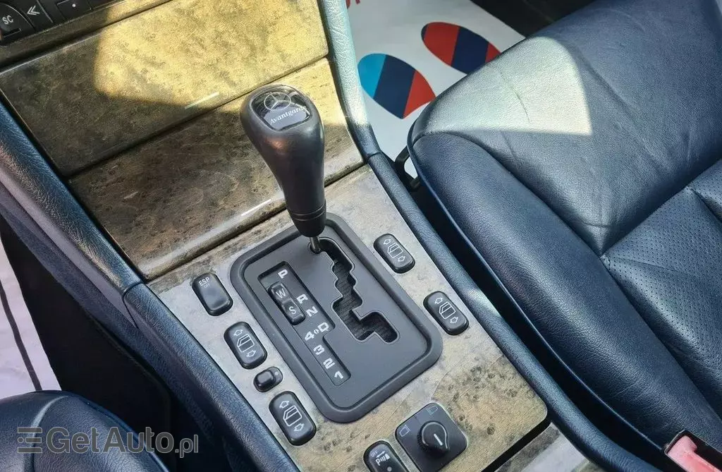 MERCEDES-BENZ Klasa E 