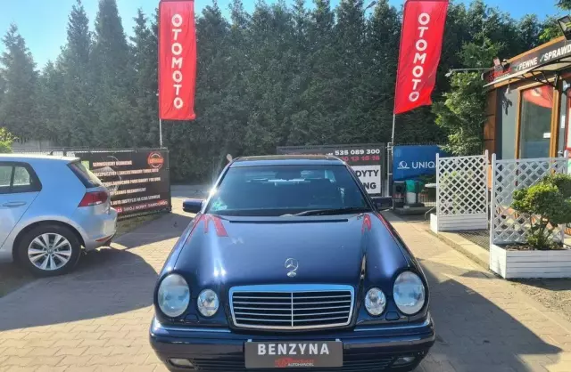 MERCEDES-BENZ Klasa E 