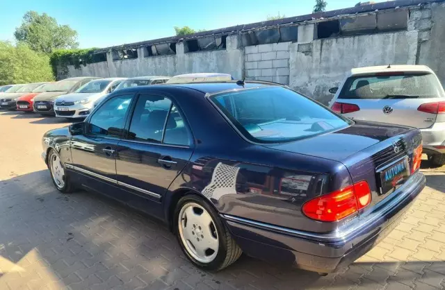 MERCEDES-BENZ Klasa E 