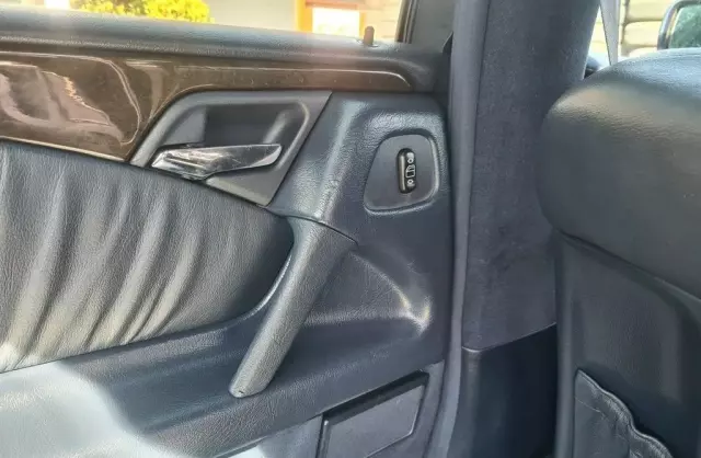 MERCEDES-BENZ Klasa E 