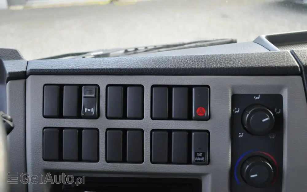 VOLVO FL12 240km Rama 6,7m. Rozstaw 4,7m 