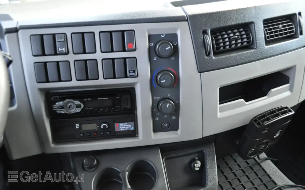 VOLVO FL12 240km Rama 6,7m. Rozstaw 4,7m 