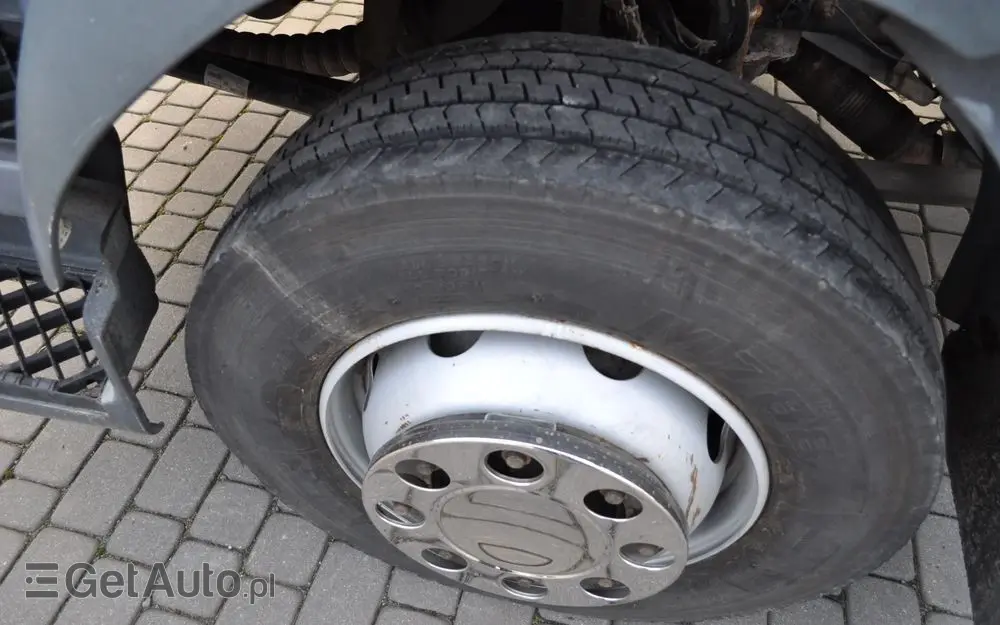 VOLVO FL12 240km Rama 6,7m. Rozstaw 4,7m 