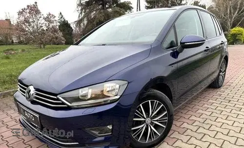 VOLKSWAGEN Golf Sportsvan 
