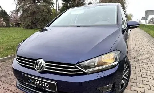 VOLKSWAGEN Golf Sportsvan 