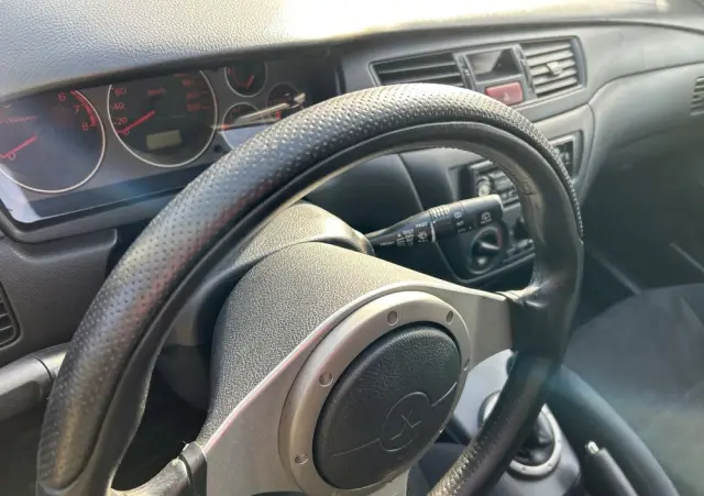 MITSUBISHI Lancer 1.6 Sport